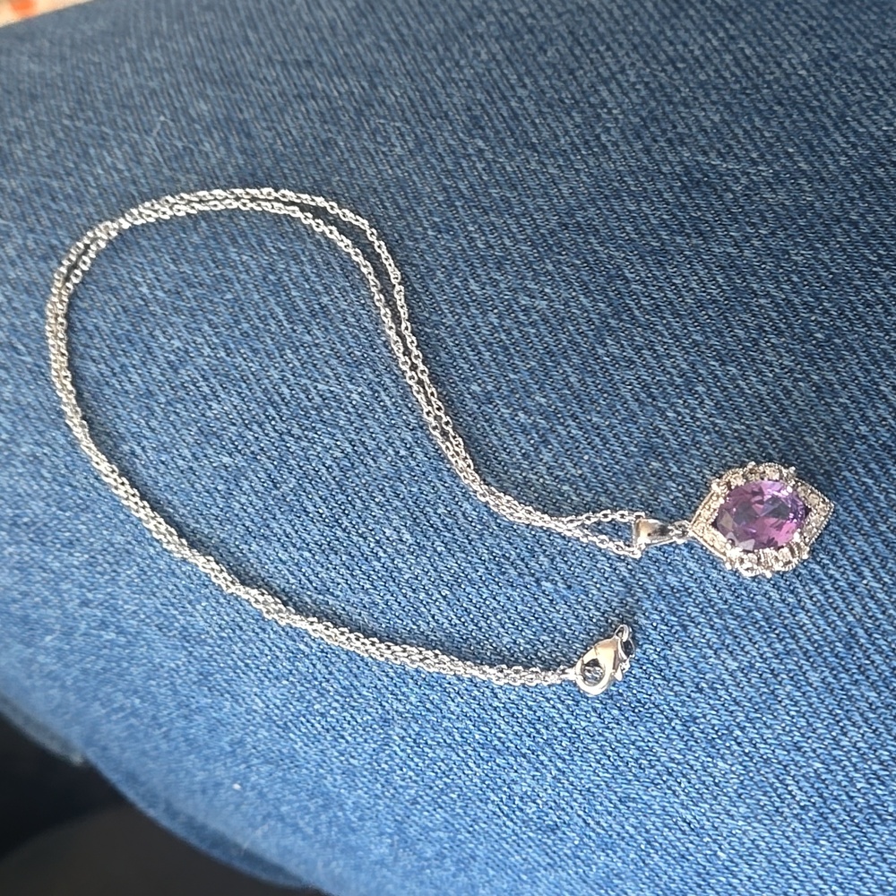 Necklace - Picture 3 of 3